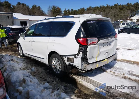 2018 Chrysler Pacifica Touring L z USA, uszkodzony, nr VIN 2C4RC1BG8JR280305